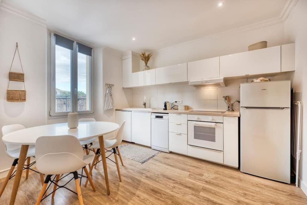 Appartement Neuf Centre Ville Et Plage A Proximite Сен-Рафаэль Экстерьер фото